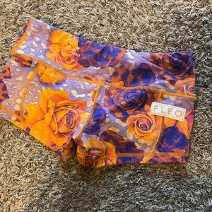 Small Fleo LRC shorts. Double lined.